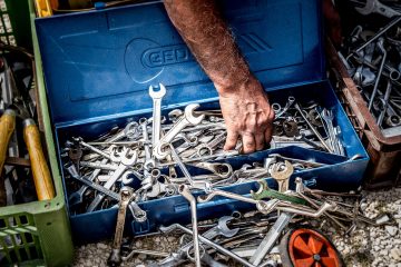 Outils indispensables pour petits travaux à la maison