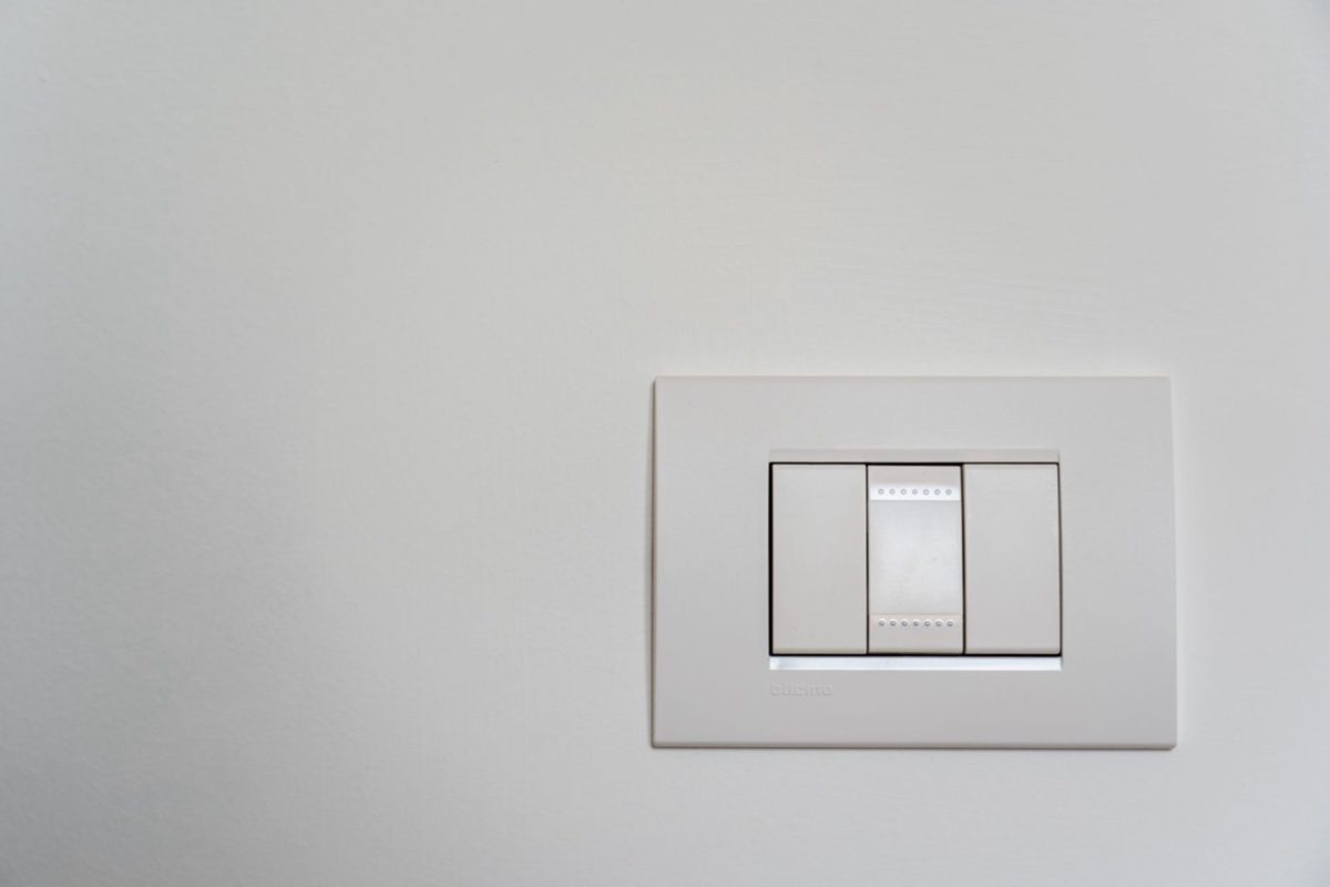 Installer un interrupteur Legrand soi‑même — guide pratique