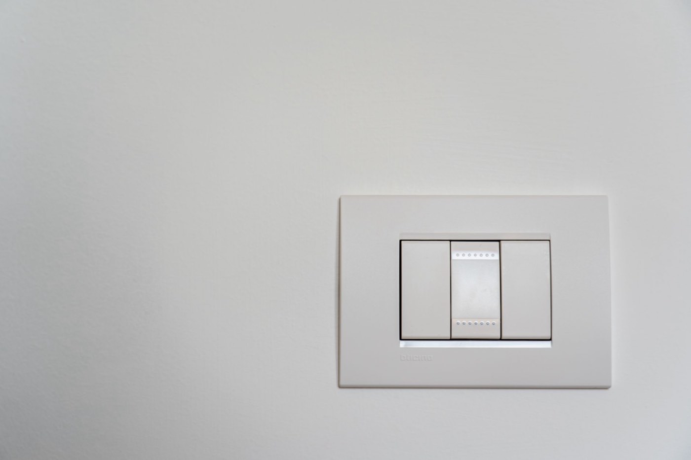 Installer un interrupteur Legrand soi‑même — guide pratique