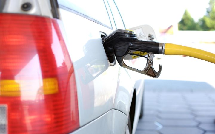Les automobilistes de Lille confrontés à la hausse des carburants