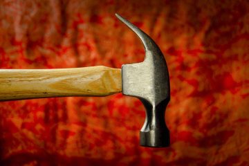Outils de base pour bricoler chez soi sans se ruiner