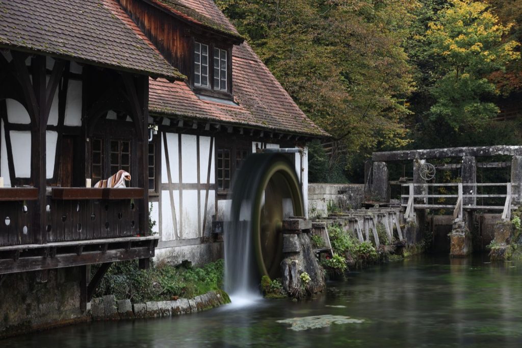 Quel filtre d’eau domestique choisir selon besoins et contraintes