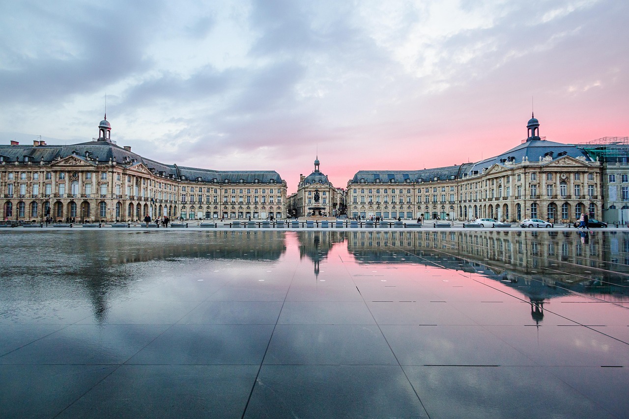 Bordeaux face à une dette de près de deux milliards : un risque de tutelle ?