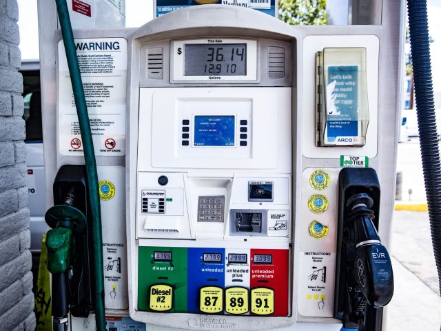 Guerre au Moyen-Orient : comment la hausse des carburants impacte les artisans