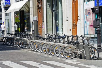 Vélib’ ou Cityscoot : choisir selon vos déplacements urbains
