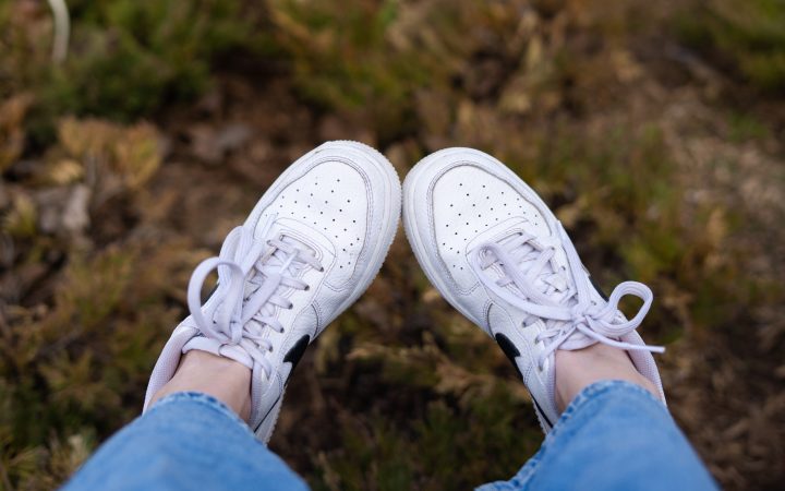 Comment choisir une basket blanche durable